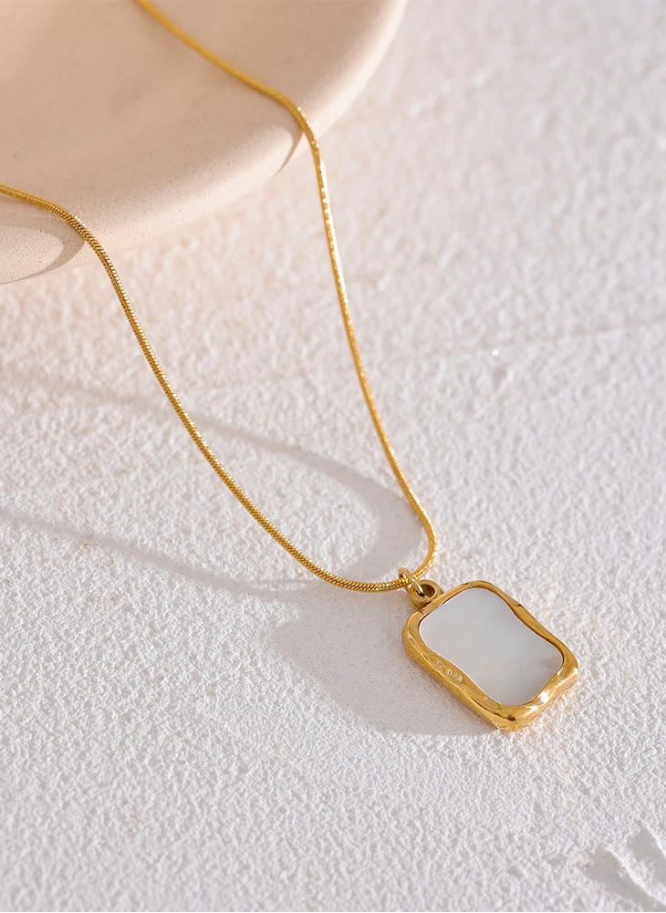 Collier de coquillages